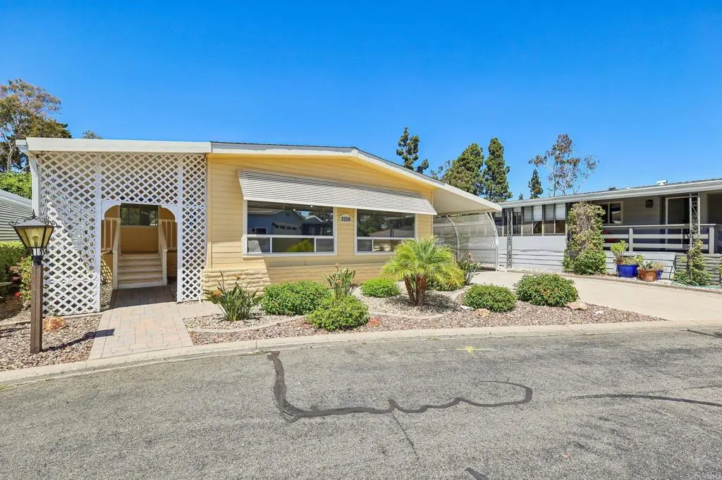 Manufactured In Park for sale at 3358 Don Diablo Dr, Carlsbad, CA featuring 2 beds and 2 baths