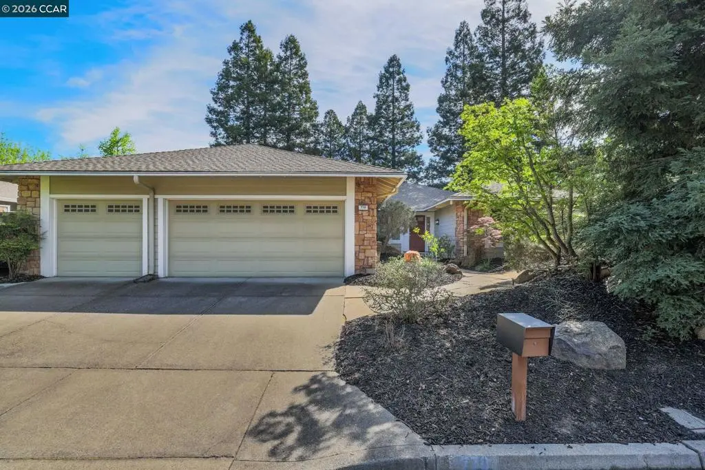 Single Family Residence for sale at 770 Highbridge Ln, Danville, CA featuring 4 beds and 3 baths