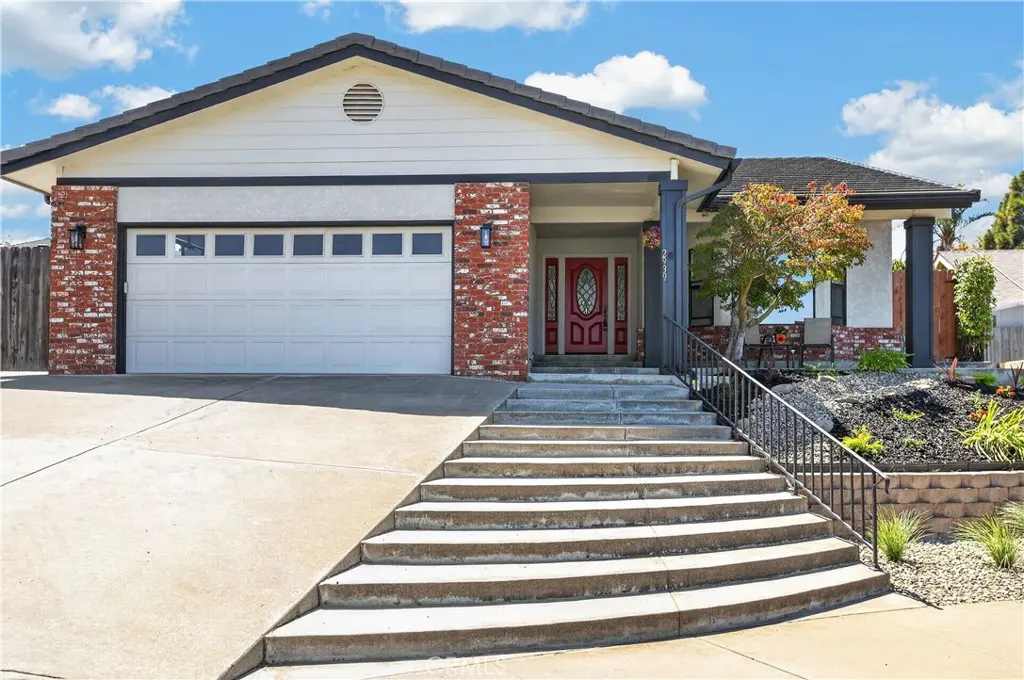 2939 Stardust Court, Santa Maria, CA — listing photo 1