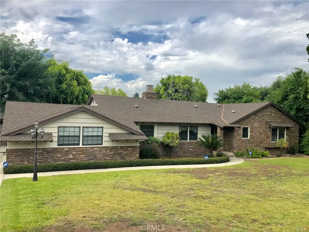 Residential Lease for rent at 916 W Donington Street, Glendora, Los Angeles County, CA featuring 4 beds and 3 baths