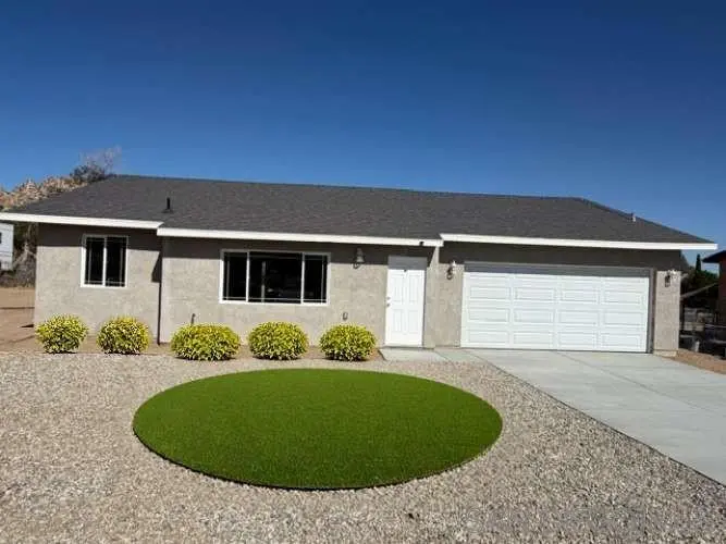 40063 176Th ST, Lake Los Angeles, CA — listing photo 1