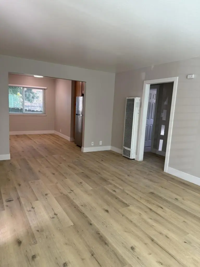 Apartment for rent at 330 S Willard Avenue 4, San Jose, CA featuring 2 beds and 1 bath