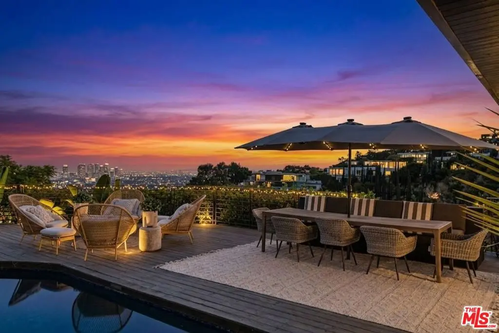 Single Family Residence for sale at 1501 Viewsite Terrace, Los Angeles, CA featuring 4 beds and 5 baths