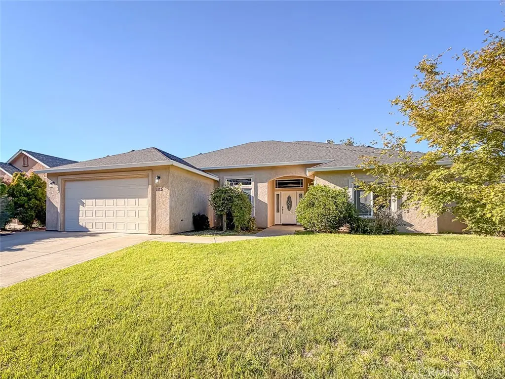 125 Sterling Oaks, Chico, CA — listing photo 1