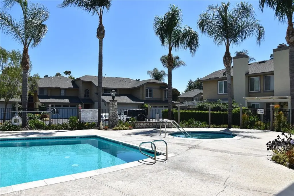 630 W Palm 41, Orange, CA — listing photo 1