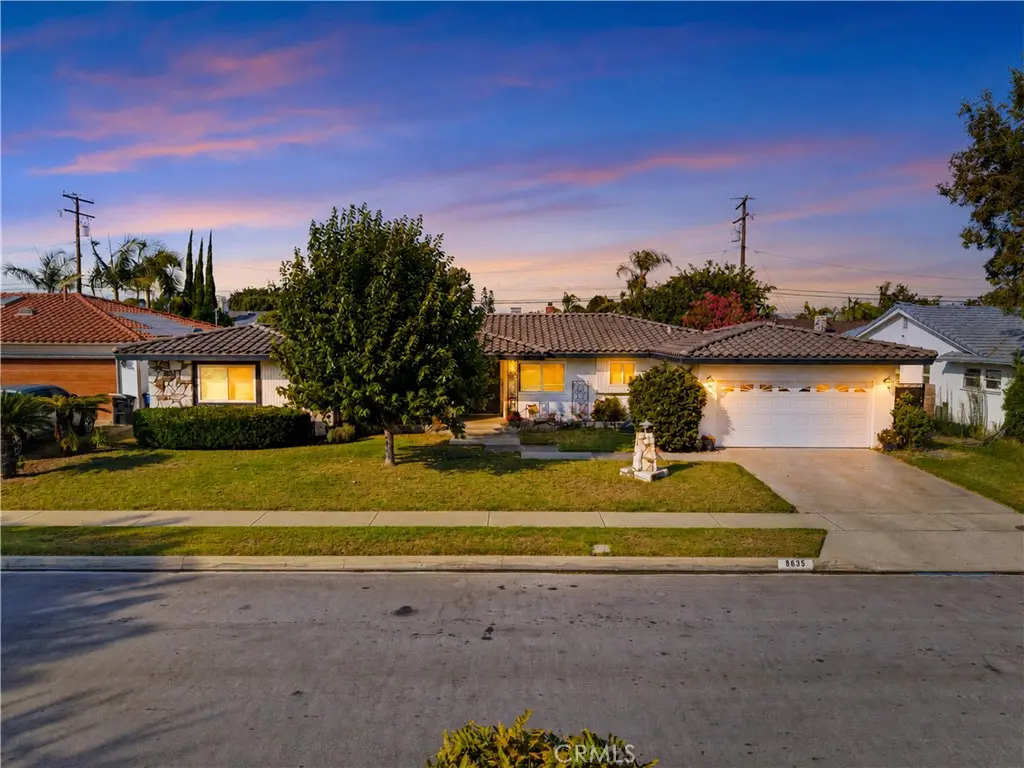 8635 Muller, Downey, CA — listing photo 1