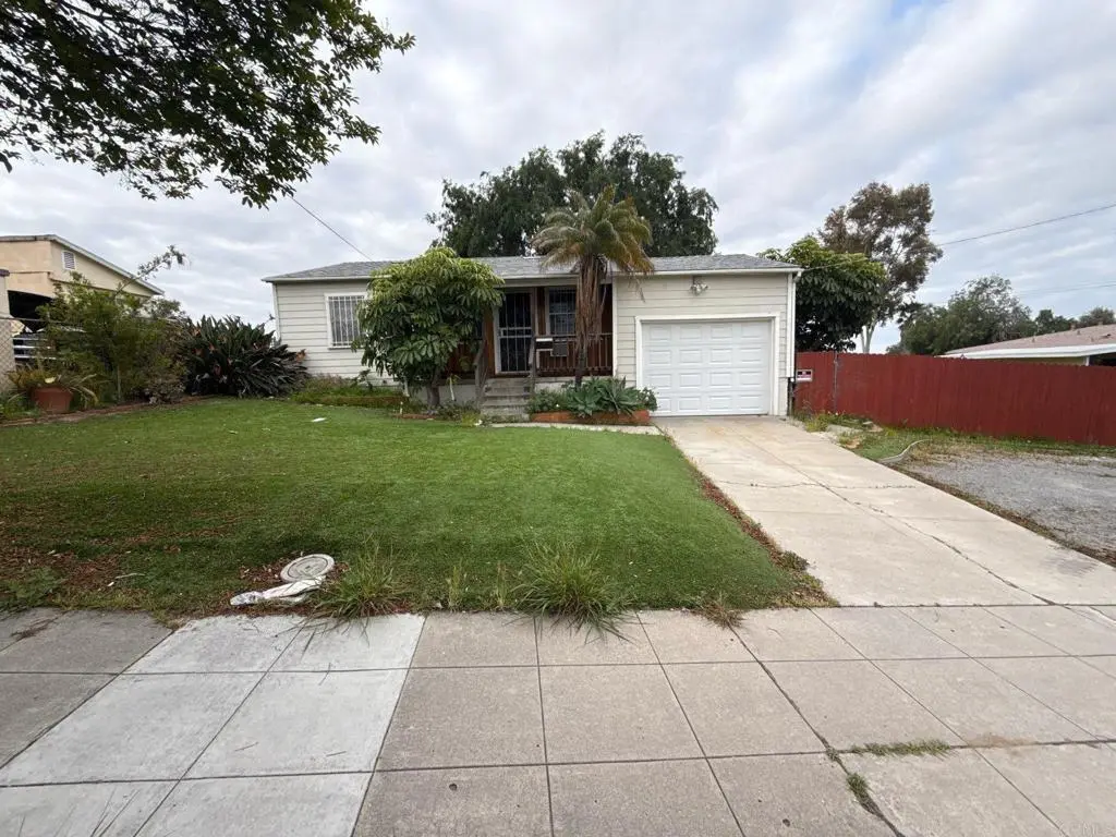 Single Family Residence for sale at 6119 Broadway, San Diego, CA featuring 3 beds and 2 baths