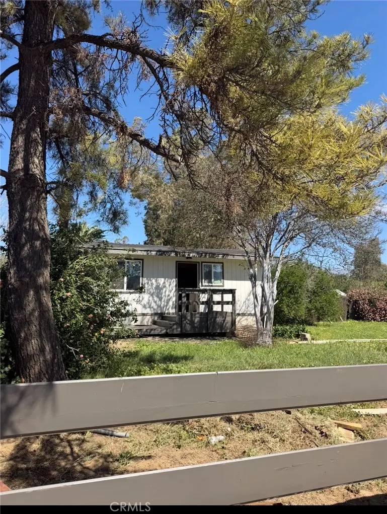 Single Family Residence for rent at 2739 W Williams, Banning, CA featuring 3 beds and 2 baths