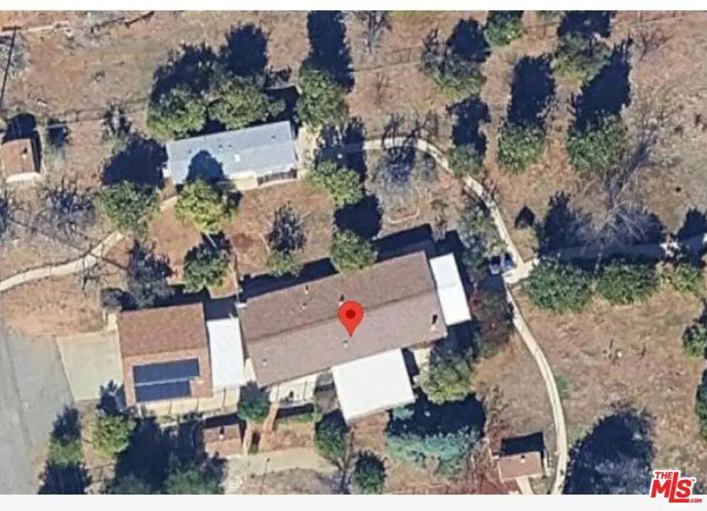 Single Family Residence for rent at 1237 Destree Road, Escondido, CA featuring 3 beds and 3 baths