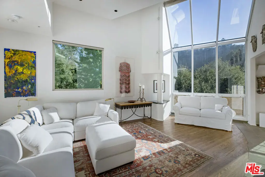 Single Family Residence for sale at 10361 Caribou Lane, Los Angeles, CA featuring 3 beds and 3 baths