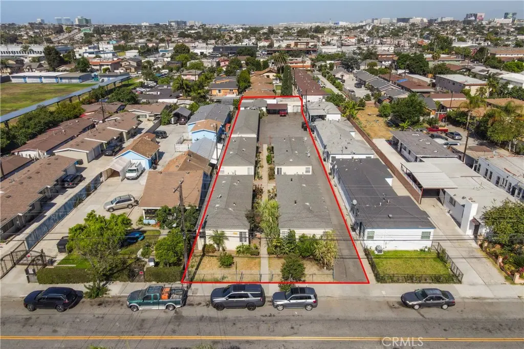 10901 S Freeman, Inglewood, CA — listing photo 1