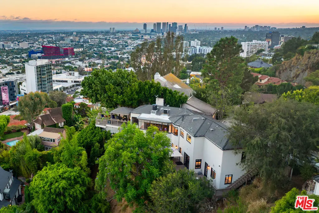 Residential Lease for rent at 1398 Miller Drive, Los Angeles, Los Angeles County, CA featuring 4 beds and 3 baths
