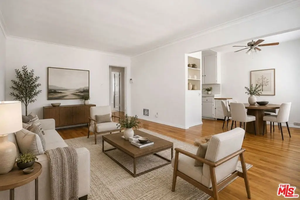 Residential Lease for rent at 8551 Holloway Drive 3/4, West Hollywood, Los Angeles County, CA featuring 1 bed and 1 bath