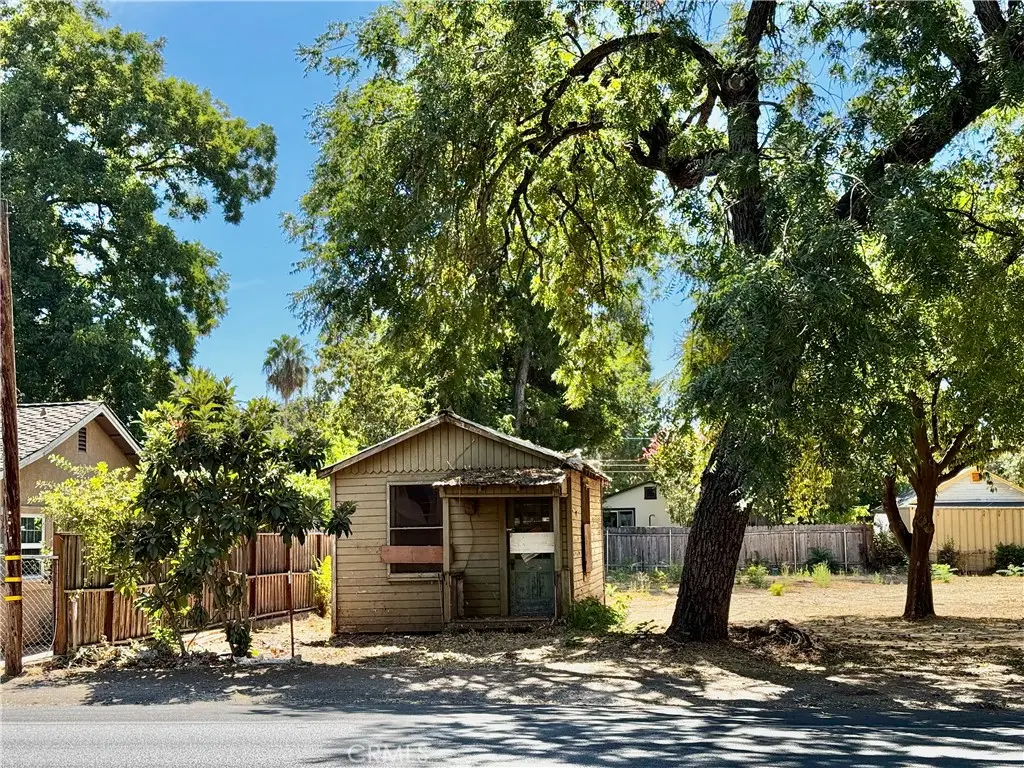 1259 9th E, Chico, CA — listing photo 1