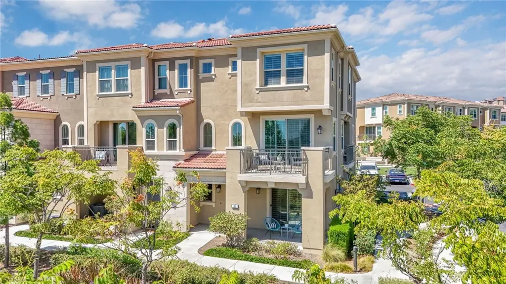 101 Alder Ridge, Lake Forest, CA — listing photo 1