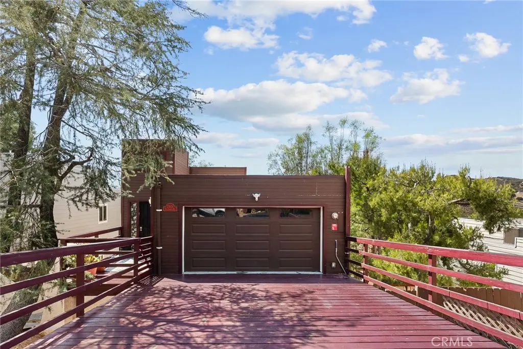 23834 Box Canyon Rd, West Hills, CA — listing photo 1