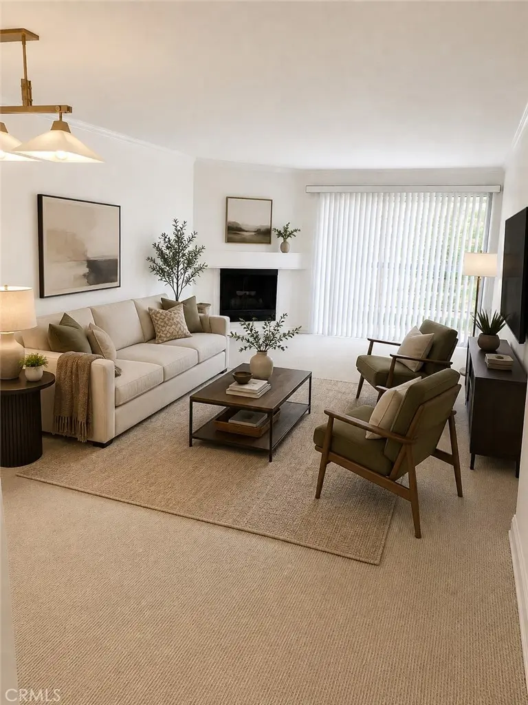 5535 Canoga 210, Woodland Hills, CA — listing photo 1