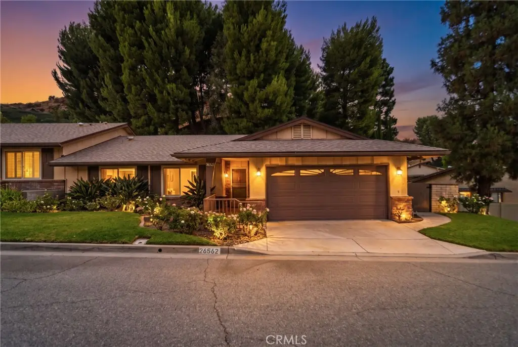 26562 Cardwick Court, Newhall, CA — listing photo 1