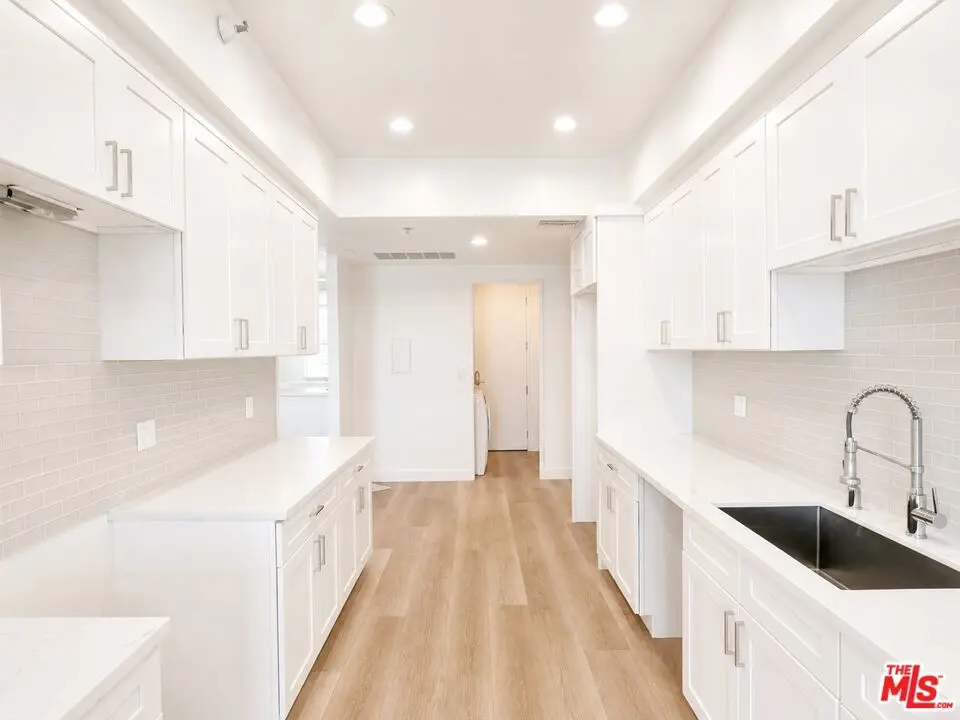 10390 WILSHIRE Boulevard 1804, Los Angeles, CA — listing photo 1