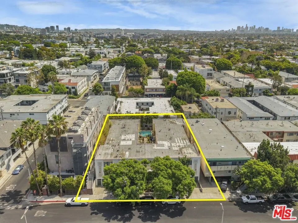 944 N Orange Grove Avenue, West Hollywood, CA — listing photo 1