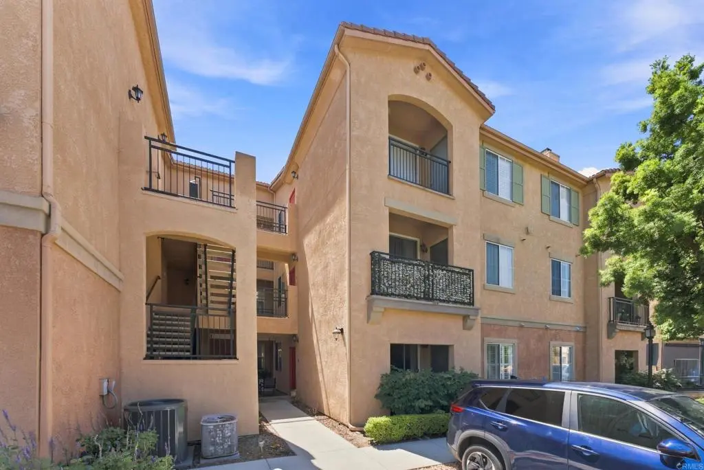 Condominium for sale at 3845 Elijah Ct 613, San Diego, CA featuring 1 bed and 1 bath