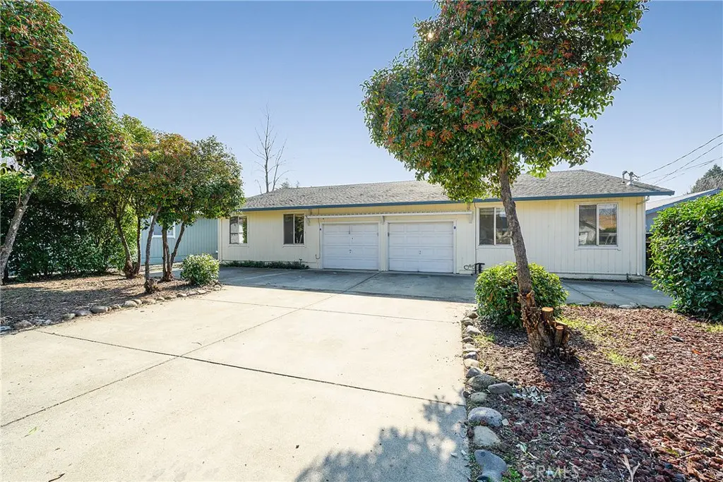 19759 Oak Flat Road, Hidden Valley Lake, CA — listing photo 1