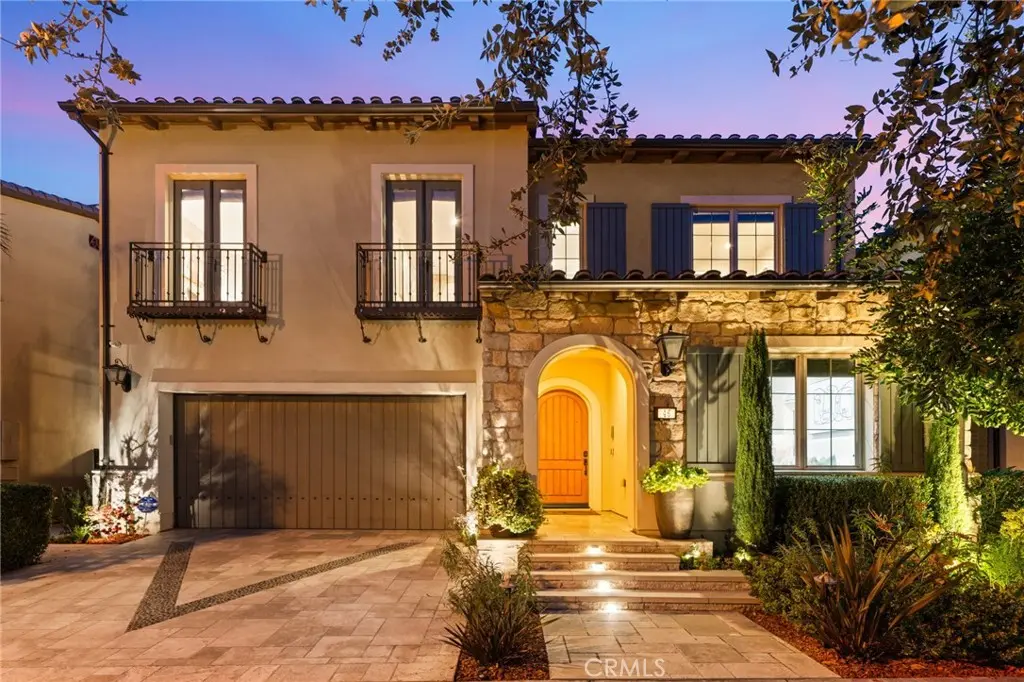 Single Family Residence for rent at 46 Shadybend, Irvine, CA featuring 4 beds and 5 baths