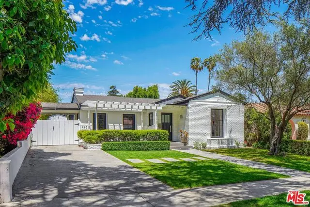 Single Family Residence for rent at 423 15th Street, Santa Monica, CA featuring 3 beds and 3 baths