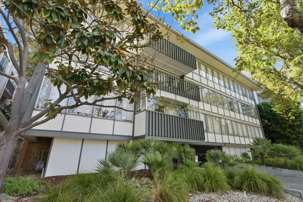 808 Laurel Avenue 202, San Mateo, CA — listing photo 1
