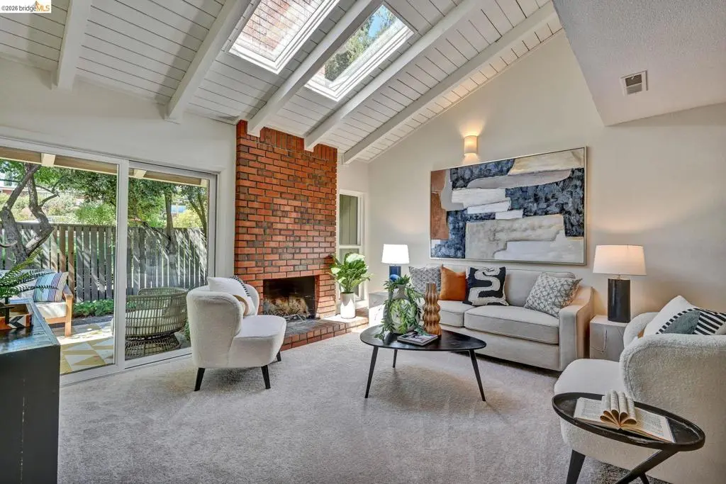 Townhouse for sale at 72 Rolling Green Way, Pleasant Hill, CA featuring 2 beds and 2 baths