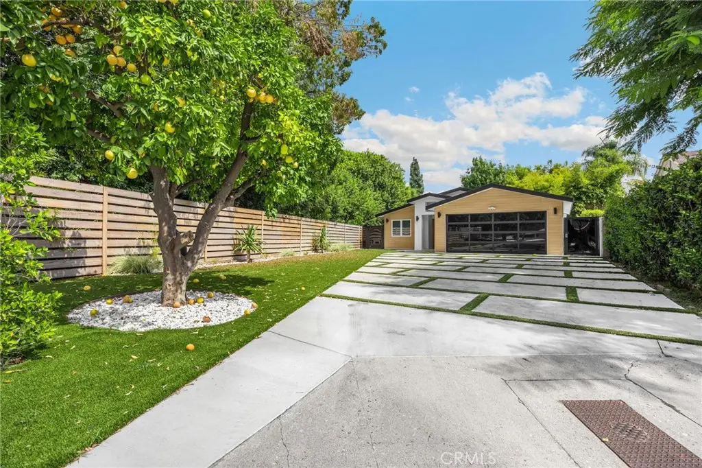 4656 Greenbush, Sherman Oaks, CA — listing photo 1