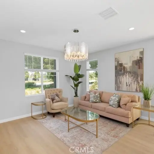 Residential Lease for rent at 136 Modjeska, Irvine, Orange County, CA featuring 3 beds and 3 baths