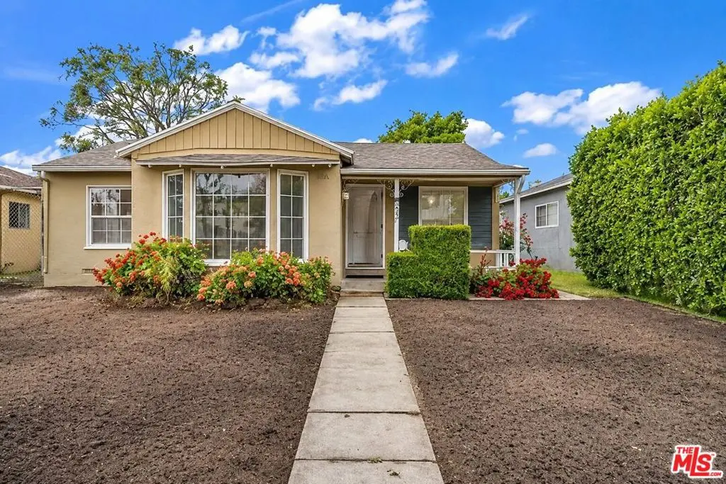 Single Family Residence for sale at 6531 Hayvenhurst Avenue, Los Angeles, CA featuring 3 beds and 1 bath