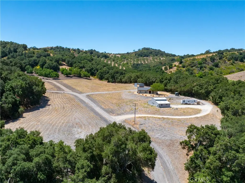 255 Narnia Road, Paso Robles, CA — listing photo 1