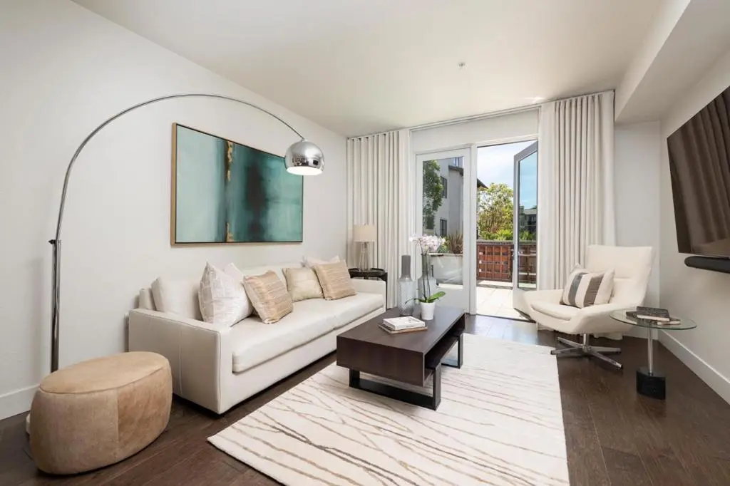 Condominium for sale at 657 Walnut Street 326, San Carlos, CA featuring 1 bed and 1 bath
