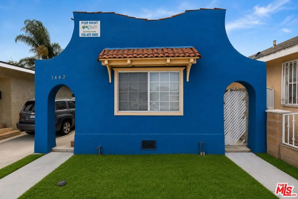 Residential Income for sale at 1442 Alamitos Avenue, Long Beach, CA and 3 baths