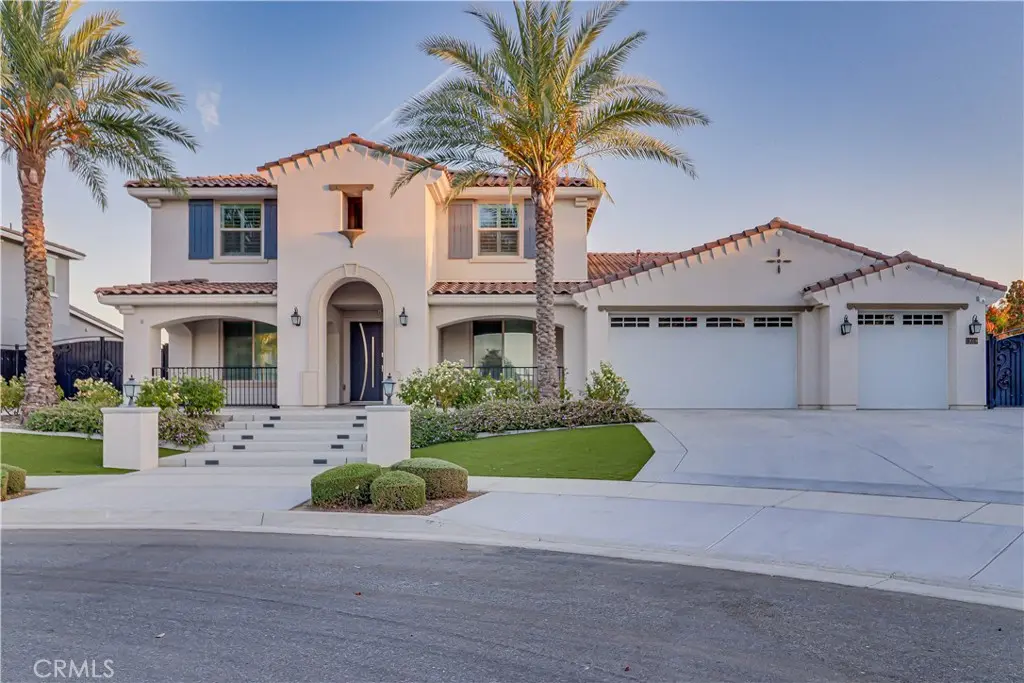12019 Gazebo Court, Bakersfield, CA — listing photo 1