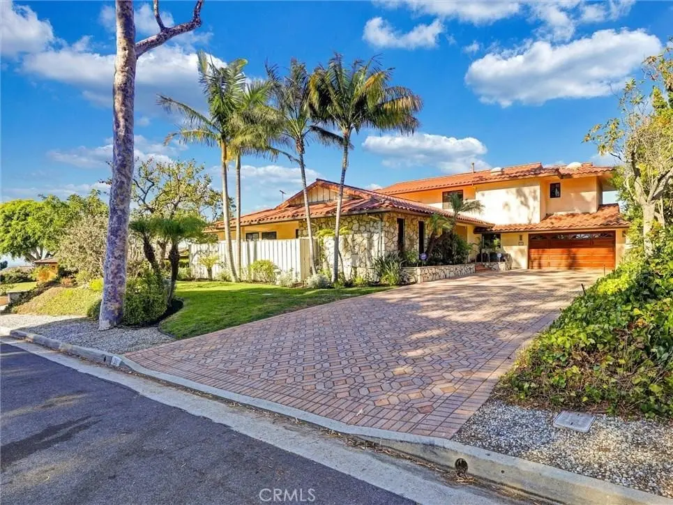 28 Montecillo Drive, Rolling Hills Estates, CA — listing photo 1