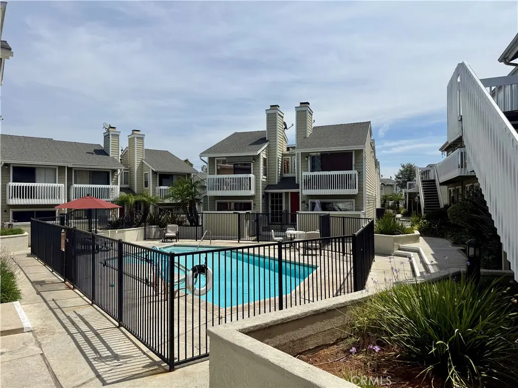 Condominium for rent at 14851 Mulberry, Whittier, CA featuring 2 beds and 2 baths