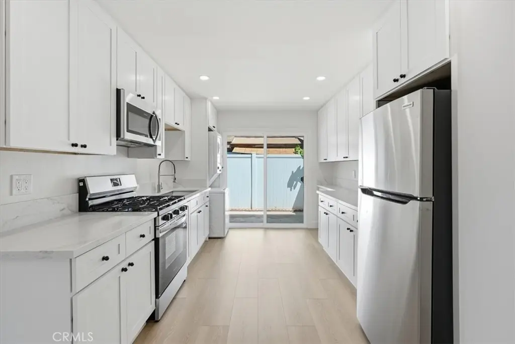 Apartment for rent at 16404 San Jacinto, Fountain Valley, CA featuring 2 beds and 2 baths