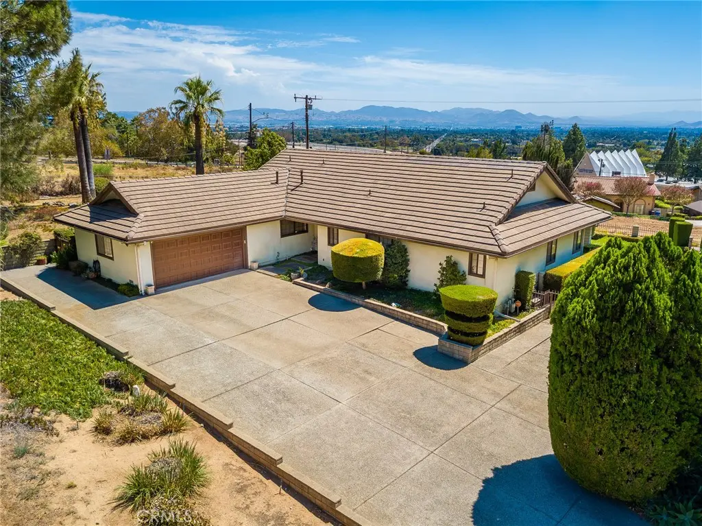 5305 Park Ln, San Bernardino, CA — listing photo 1