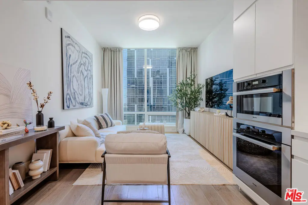 Condominium for sale at 877 Francisco Street 1903, Los Angeles, CA featuring 1 bed and 1 bath