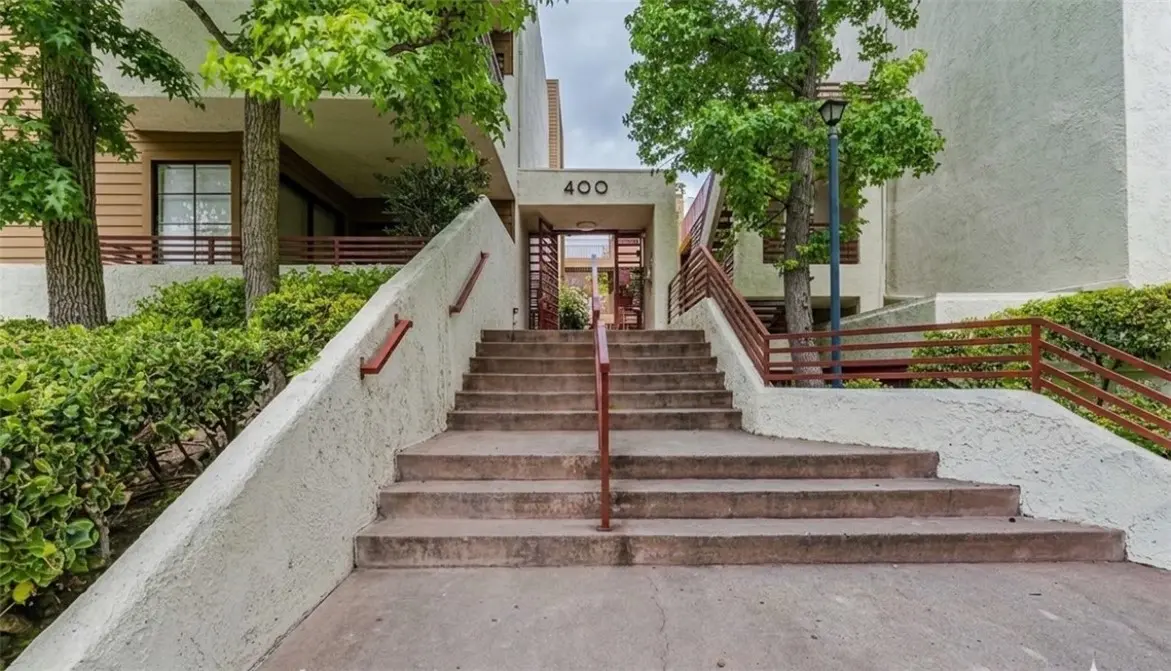 400 N Louise Street 306, Glendale, CA — listing photo 1