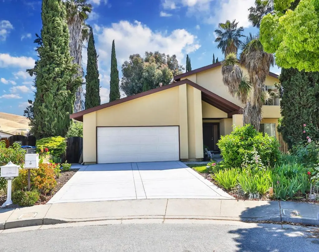 Single Family Residence for sale at 90 Southport Court, San Jose, CA featuring 4 beds and 3 baths