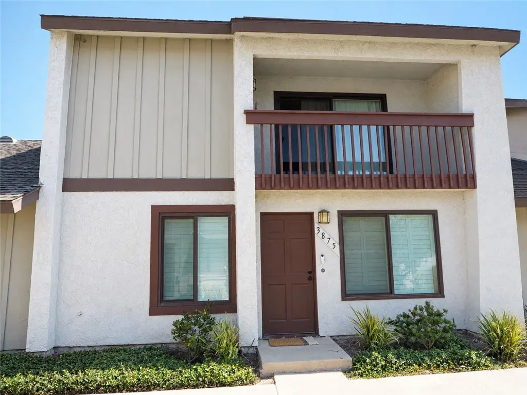 Condominium for sale at 1361 S Walnut 3875, Anaheim, CA featuring 4 beds and 3 baths
