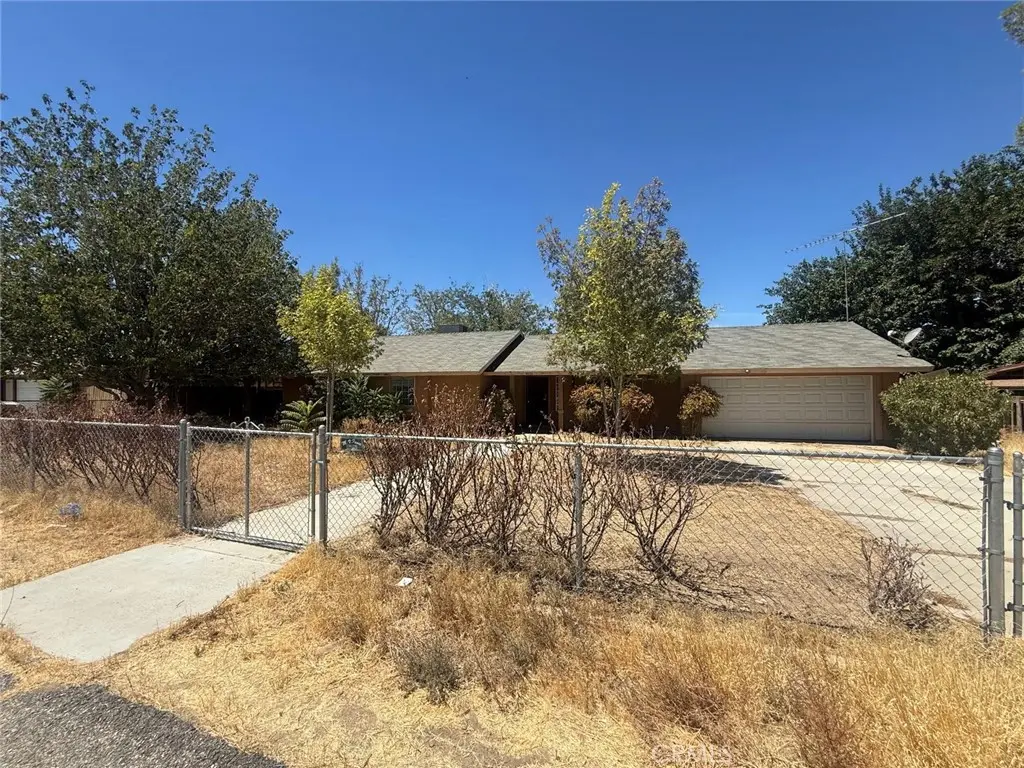 41111 172nd E, Lancaster, CA — listing photo 1