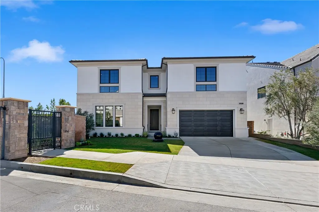 20500 Edgewood Court, Chatsworth, CA — listing photo 1
