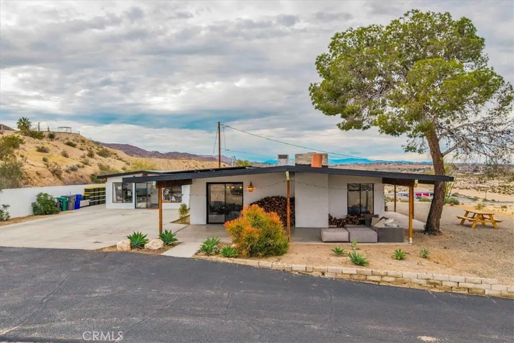73081 29 Palms, 29 Palms, CA — listing photo 1