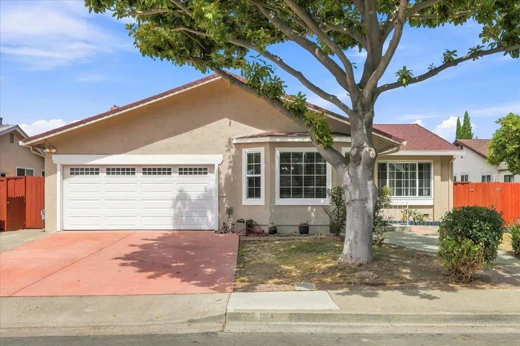 Single Family Residence for sale at 35014 Begonia Street, Union City, CA featuring 4 beds and 2 baths