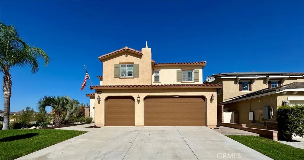 Single Family Residence for rent at 36368 Geranium, Lake Elsinore, CA featuring 5 beds and 4 baths